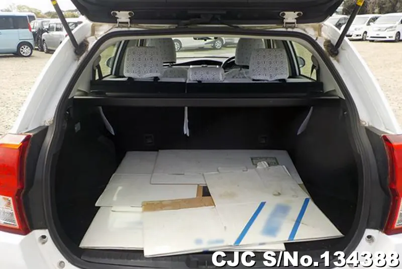 2013 Toyota / Corolla Fielder Stock No. 134388