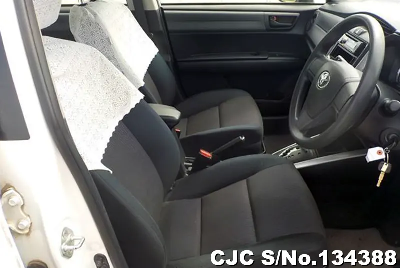 2013 Toyota / Corolla Fielder Stock No. 134388