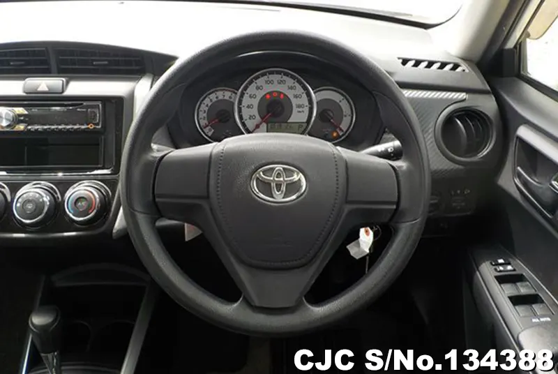 2013 Toyota / Corolla Fielder Stock No. 134388