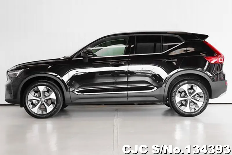 2025 Volvo / XC40 Stock No. 134393