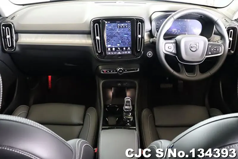 2025 Volvo / XC40 Stock No. 134393
