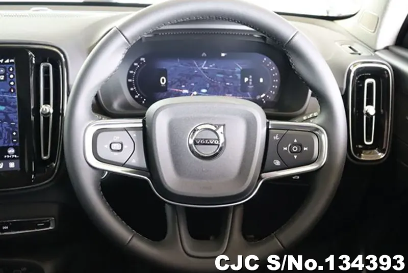 2025 Volvo / XC40 Stock No. 134393