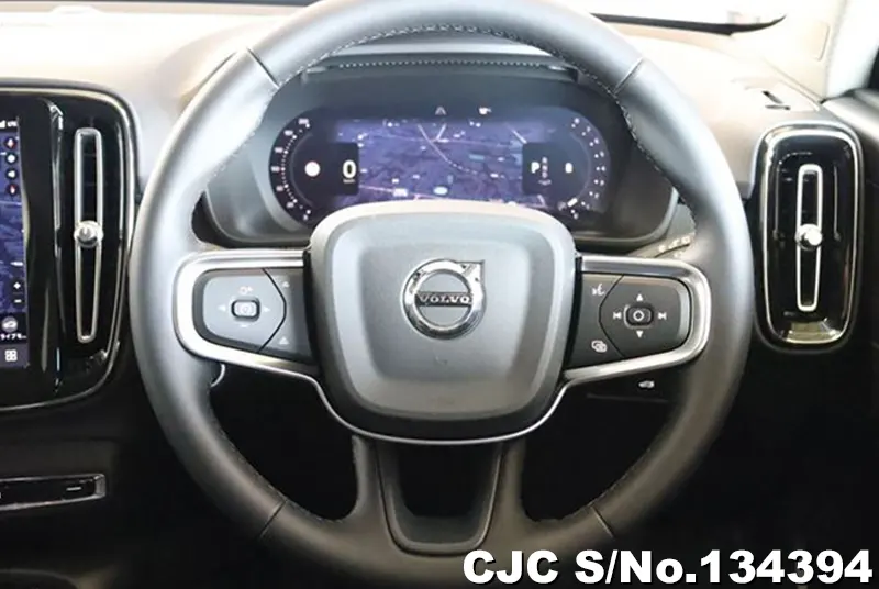 2025 Volvo / XC40 Stock No. 134394