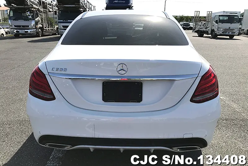 Mercedes Benz C Class in White for Sale Image 5