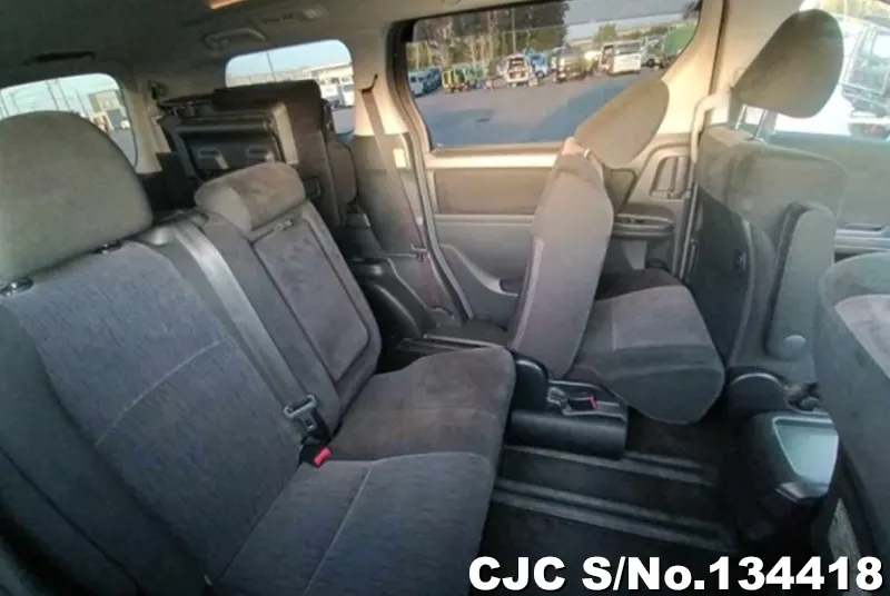 2013 Toyota / Vellfire Stock No. 134418