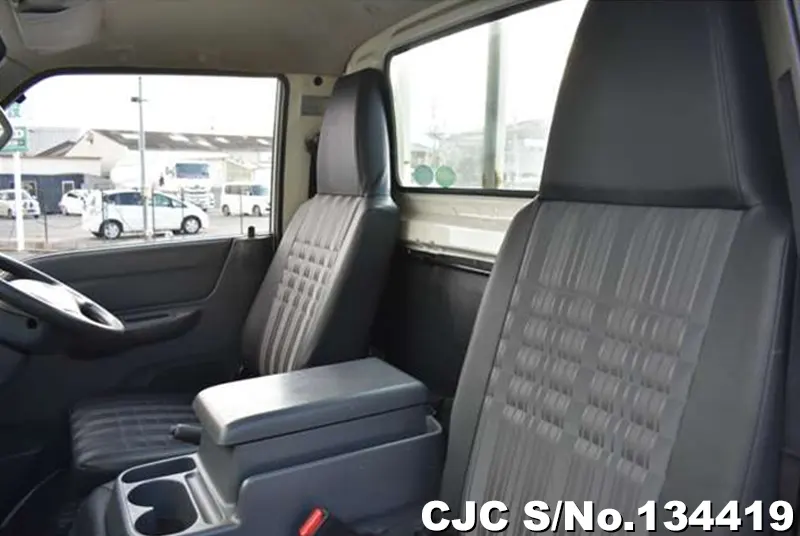 2017 Mazda / Bongo Stock No. 134419