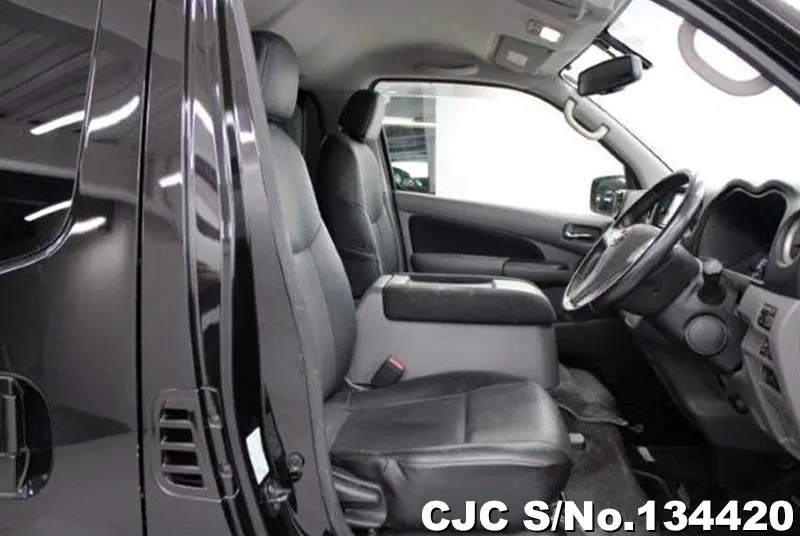 2020 Nissan / Caravan Stock No. 134420