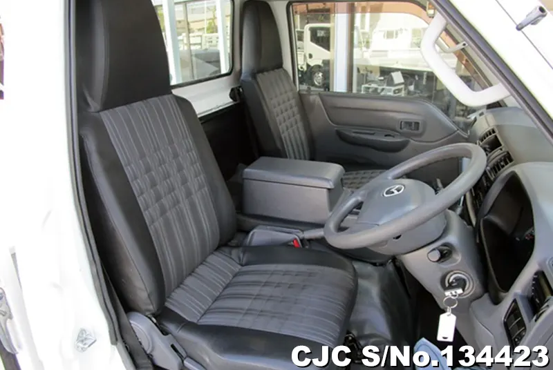 2017 Mazda / Bongo Stock No. 134423