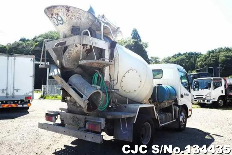 2016 Hino / Dutro Stock No. 134435