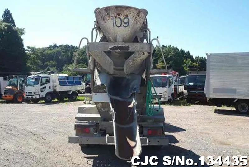 2016 Hino / Dutro Stock No. 134435