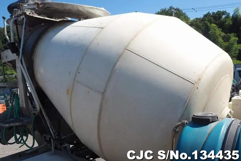 2016 Hino / Dutro Stock No. 134435