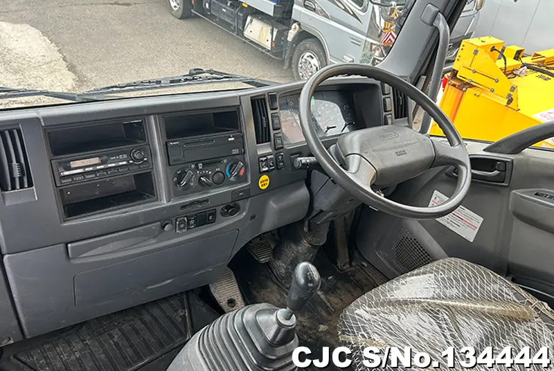2011 Isuzu / Forward Stock No. 134444