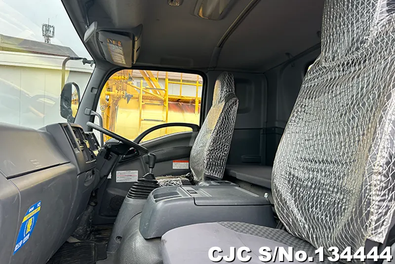 2011 Isuzu / Forward Stock No. 134444