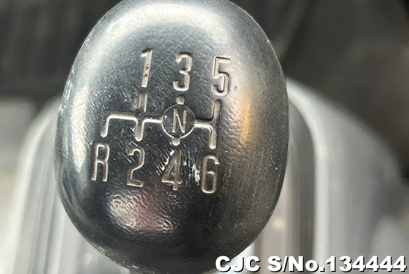 2011 Isuzu / Forward Stock No. 134444