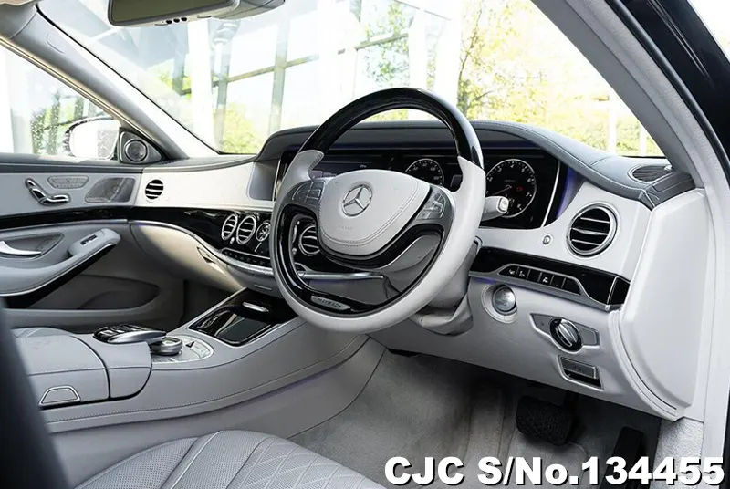 2019 Mercedes Benz / S Class Stock No. 134455