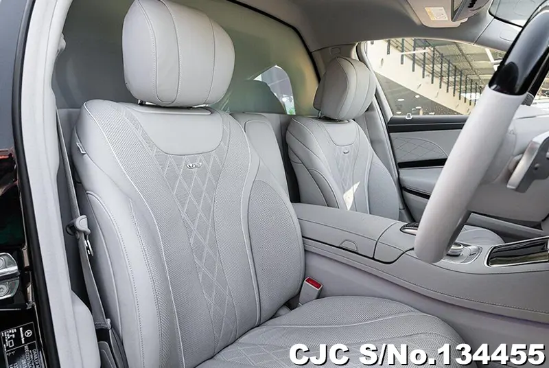 2019 Mercedes Benz / S Class Stock No. 134455