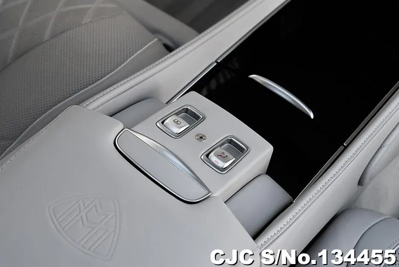 2019 Mercedes Benz / S Class Stock No. 134455