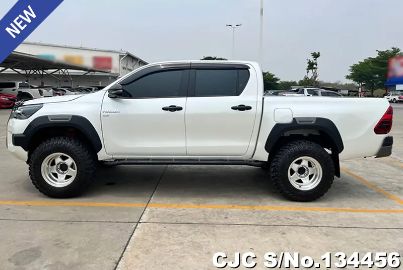 2022 Toyota / Hilux / Revo Rocco Stock No. 134456