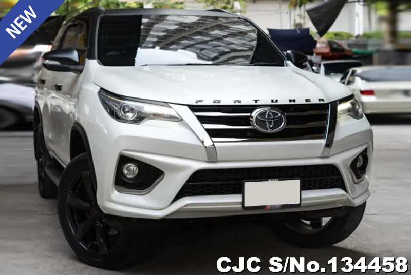 2017 Toyota / Fortuner Stock No. 134458