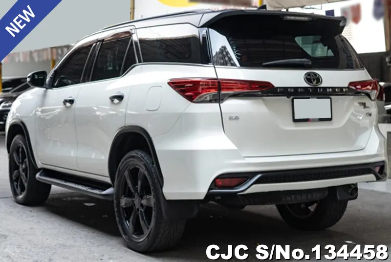 2017 Toyota / Fortuner Stock No. 134458