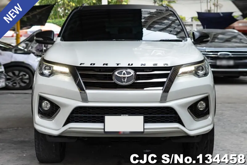 2017 Toyota / Fortuner Stock No. 134458
