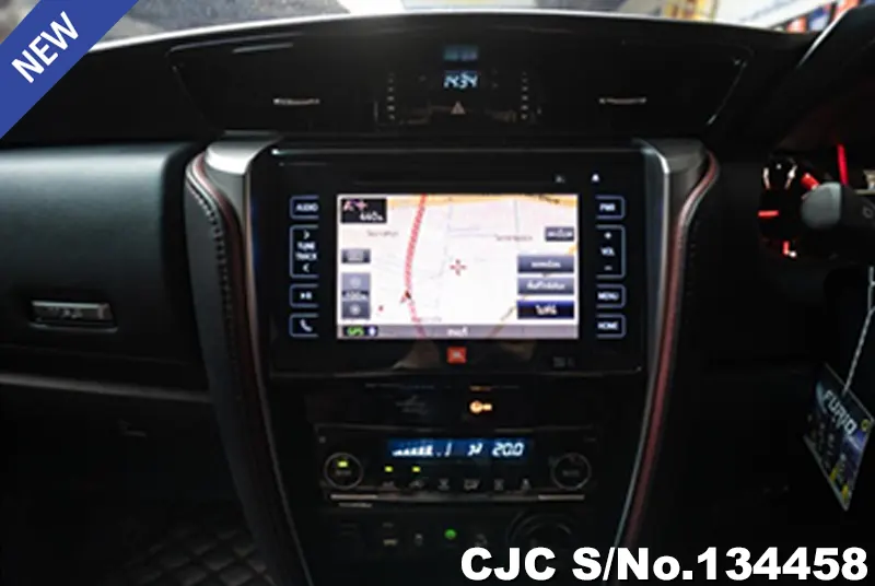 2017 Toyota / Fortuner Stock No. 134458