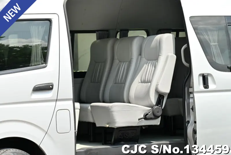 2012 Toyota / Hiace / Commuter Stock No. 134459