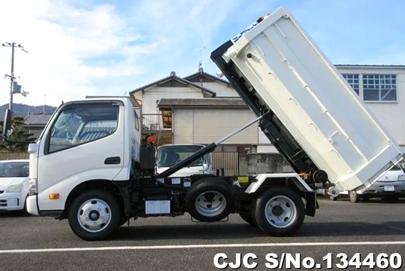 2022 Hino / Dutro Stock No. 134460