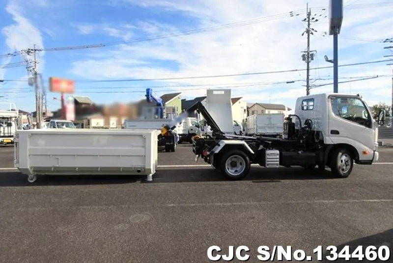 2022 Hino / Dutro Stock No. 134460