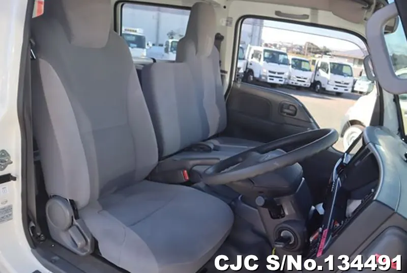 2015 Isuzu / Elf Stock No. 134491