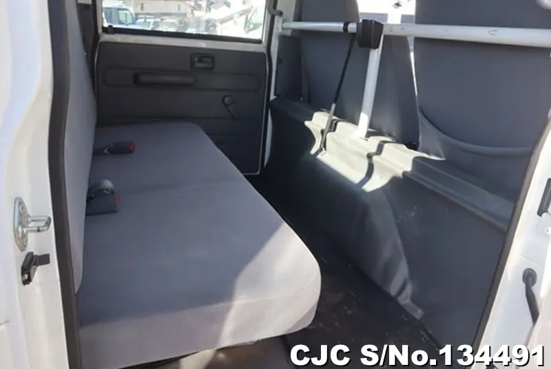 2015 Isuzu / Elf Stock No. 134491