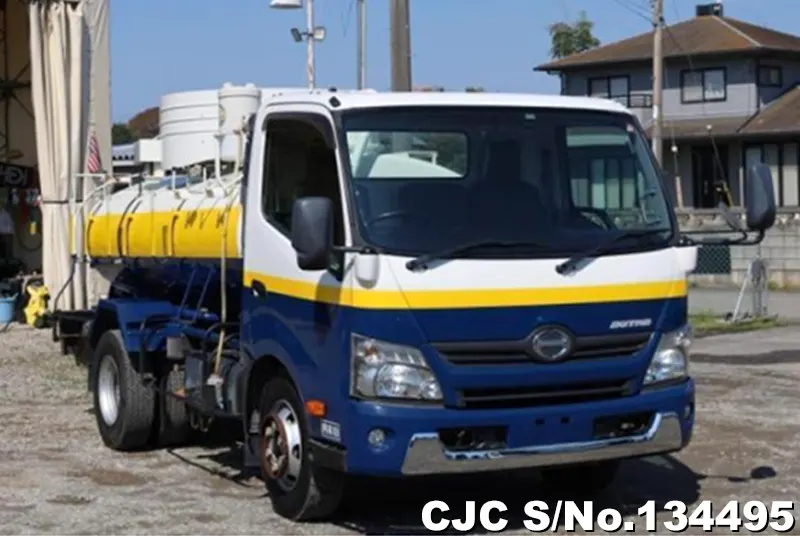 2017 Hino / Dutro Stock No. 134495