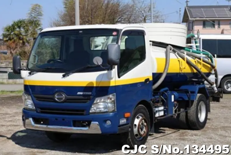 2017 Hino / Dutro Stock No. 134495