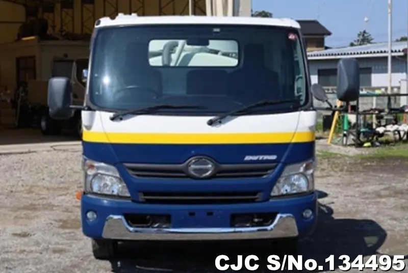 2017 Hino / Dutro Stock No. 134495