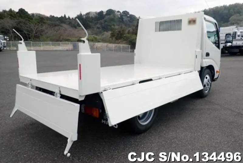 2025 Hino / Dutro Stock No. 134496