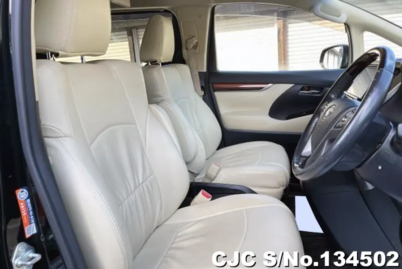 2015 Toyota / Vellfire Stock No. 134502