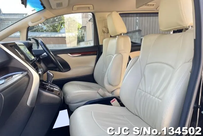 2015 Toyota / Vellfire Stock No. 134502