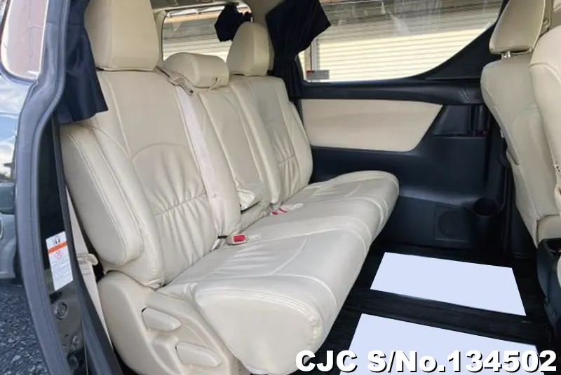 2015 Toyota / Vellfire Stock No. 134502