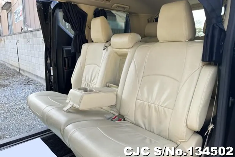 2015 Toyota / Vellfire Stock No. 134502