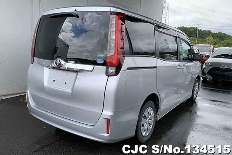 2016 Toyota / Noah Stock No. 134515