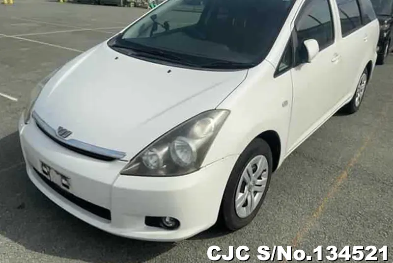 2005 Toyota / Wish Stock No. 134521