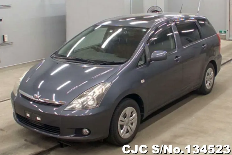 2005 Toyota / Wish Stock No. 134523