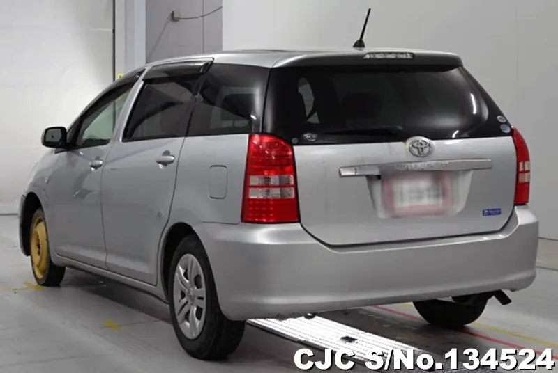2005 Toyota / Wish Stock No. 134524