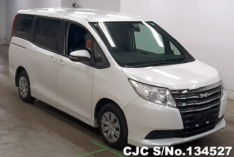 2016 Toyota / Noah Stock No. 134527