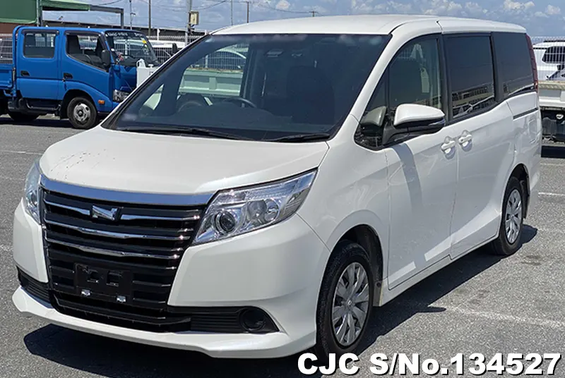 2016 Toyota / Noah Stock No. 134527