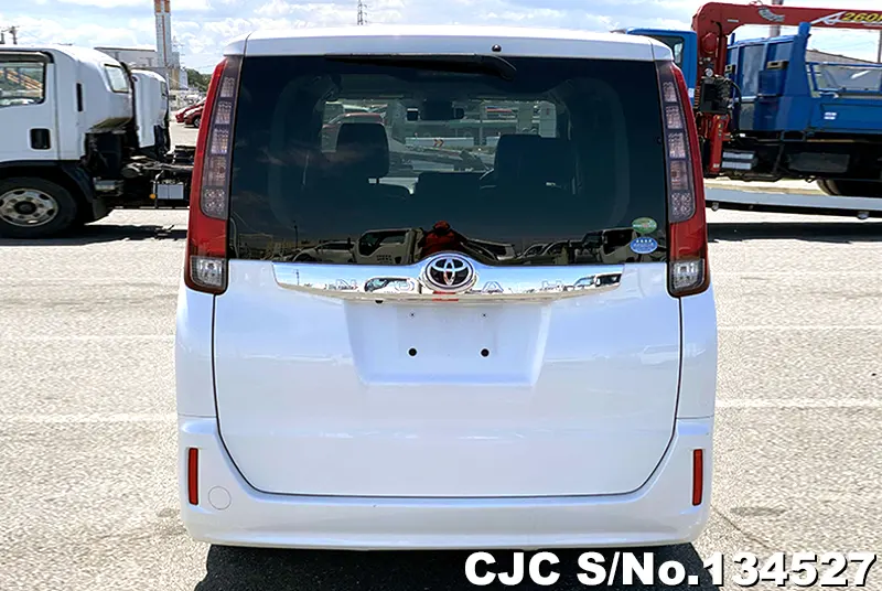 2016 Toyota / Noah Stock No. 134527