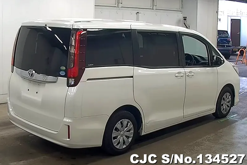 2016 Toyota / Noah Stock No. 134527