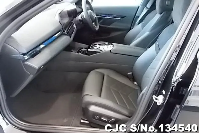 2025 BMW / 5 Series Stock No. 134540