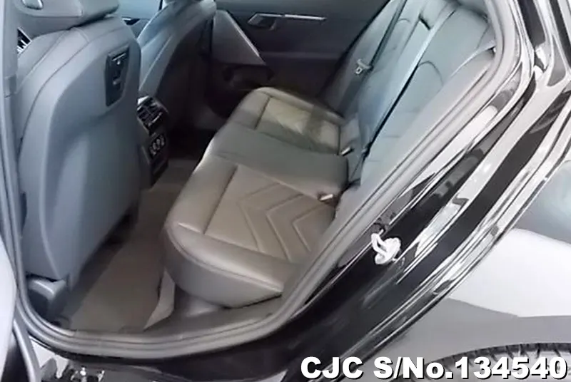 2025 BMW / 5 Series Stock No. 134540