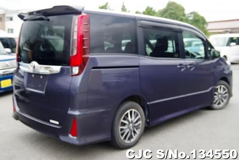 2014 Toyota / Noah Stock No. 134550
